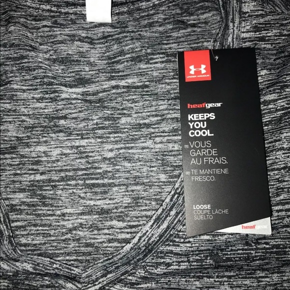 Under Armour Tech V-Neck Twist Logo shirt - Picture 3 of 5
